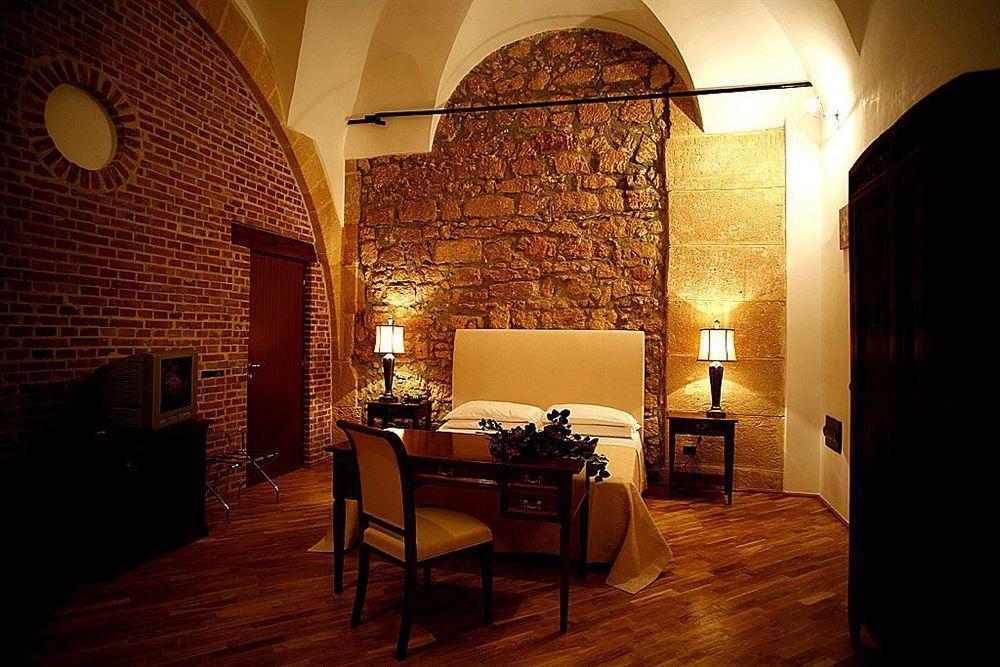 Hotel Carmine